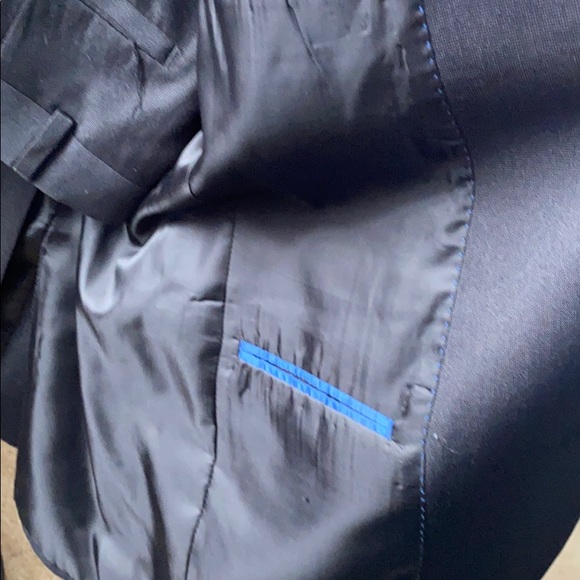 Dark Grey Polyester Suit - Picture 3 of 4